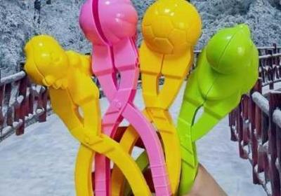 胸前两个大雪球跟着抖动如何办 胸前有两个圆圈印是怎么回事